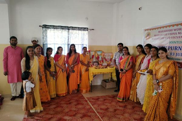 Guru poornima celebration at Maharishi Vidya Mandir (MVM) Sleemanabad.